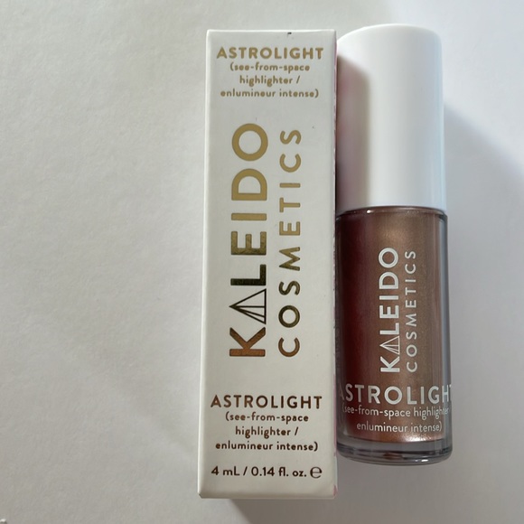 Travel size Beauty product bundle - Picture 5 of 14